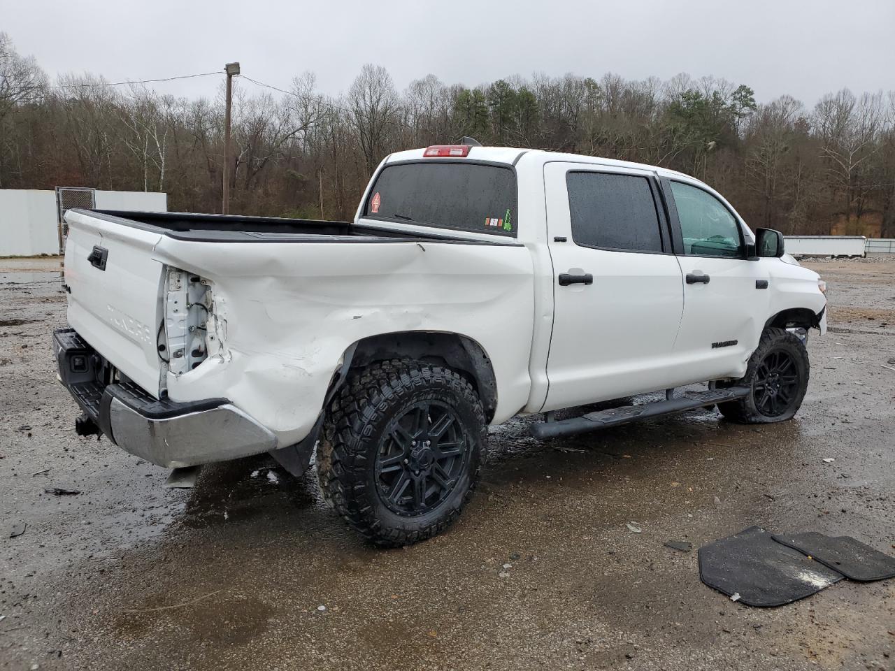 Photo 2 VIN: 5TFDY5F19LX902746 - TOYOTA TUNDRA 