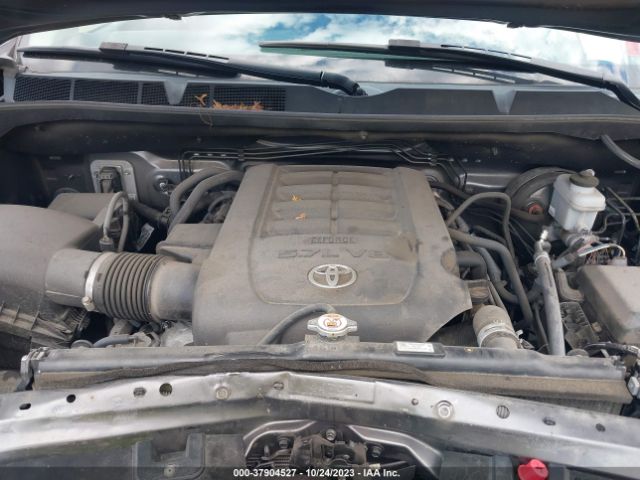 Photo 9 VIN: 5TFDY5F19LX923077 - TOYOTA TUNDRA 4WD 