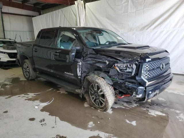 Photo 3 VIN: 5TFDY5F19MX975777 - TOYOTA TUNDRA CRE 