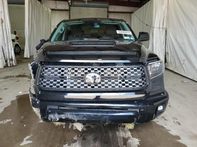 Photo 4 VIN: 5TFDY5F19MX975777 - TOYOTA TUNDRA CRE 