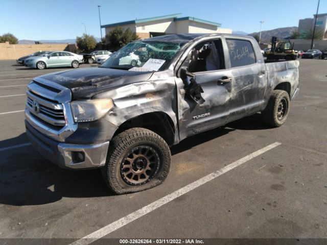 Photo 1 VIN: 5TFDY5F1XGX534955 - TOYOTA TUNDRA 4WD TRUCK 