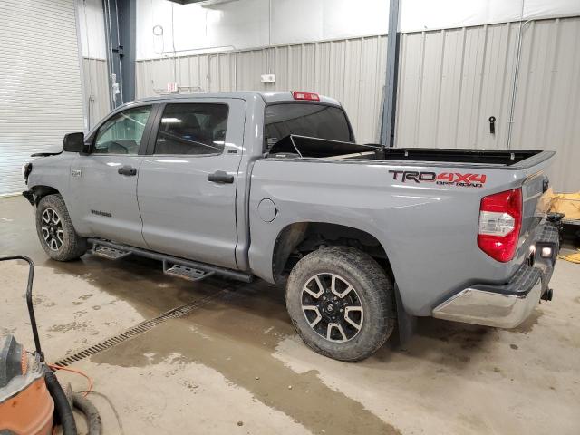 Photo 1 VIN: 5TFDY5F1XJX686094 - TOYOTA TUNDRA CRE 