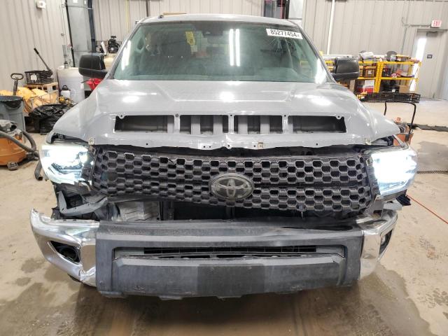 Photo 4 VIN: 5TFDY5F1XJX686094 - TOYOTA TUNDRA CRE 