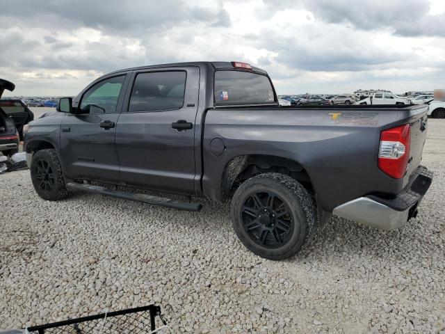 Photo 1 VIN: 5TFDY5F1XJX692638 - TOYOTA TUNDRA CRE 