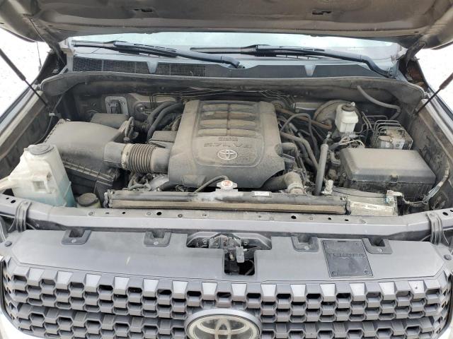 Photo 10 VIN: 5TFDY5F1XJX692638 - TOYOTA TUNDRA CRE 