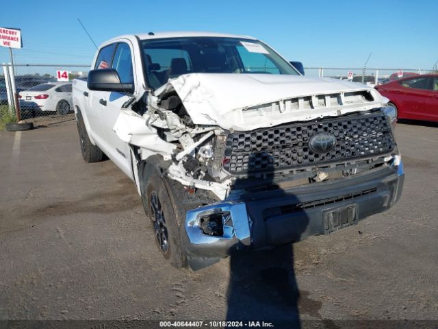 Photo 5 VIN: 5TFDY5F1XJX730711 - TOYOTA TUNDRA 