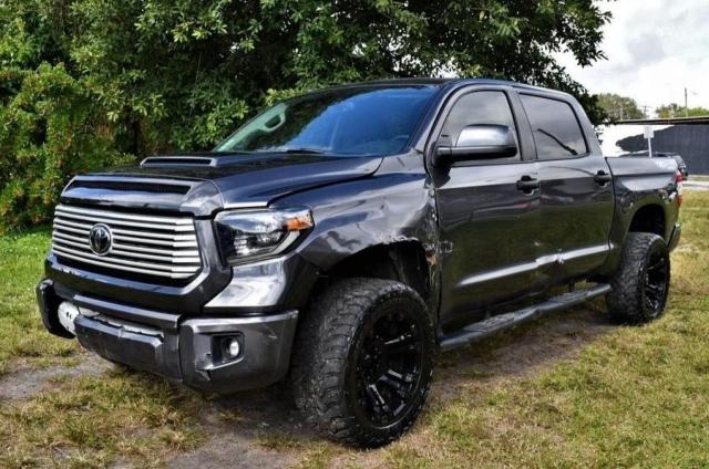 Photo 1 VIN: 5TFDY5F1XKX796175 - TOYOTA TUNDRA 4WD 