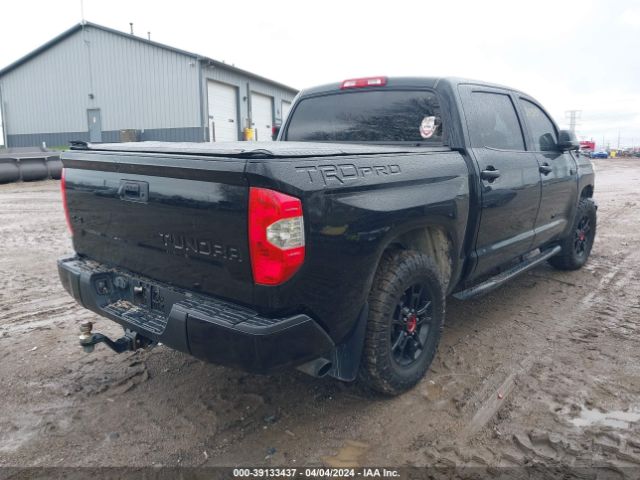 Photo 3 VIN: 5TFDY5F1XKX803528 - TOYOTA TUNDRA 