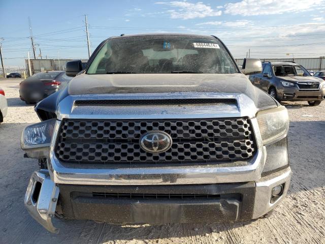 Photo 4 VIN: 5TFDY5F1XKX828073 - TOYOTA TUNDRA CRE 