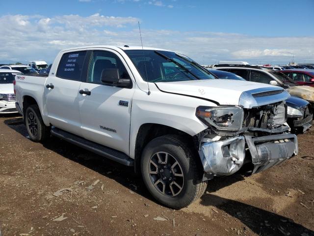 Photo 3 VIN: 5TFDY5F1XKX845990 - TOYOTA TUNDRA CRE 