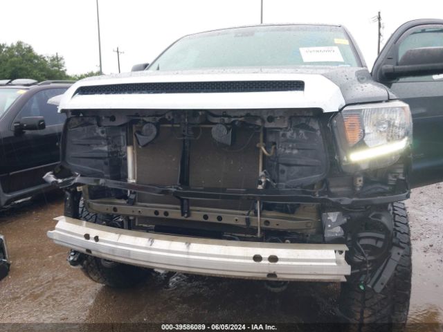 Photo 5 VIN: 5TFDY5F1XLX876688 - TOYOTA TUNDRA 