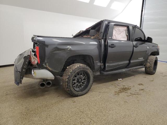 Photo 2 VIN: 5TFDY5F1XLX911553 - TOYOTA TUNDRA 