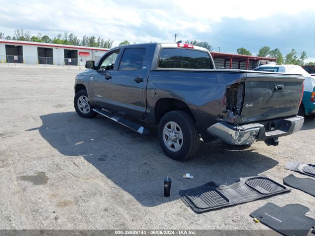 Photo 2 VIN: 5TFDY5F1XLX914789 - TOYOTA TUNDRA 