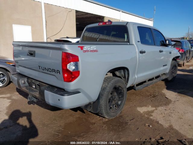 Photo 3 VIN: 5TFDY5F1XMX011978 - TOYOTA TUNDRA 