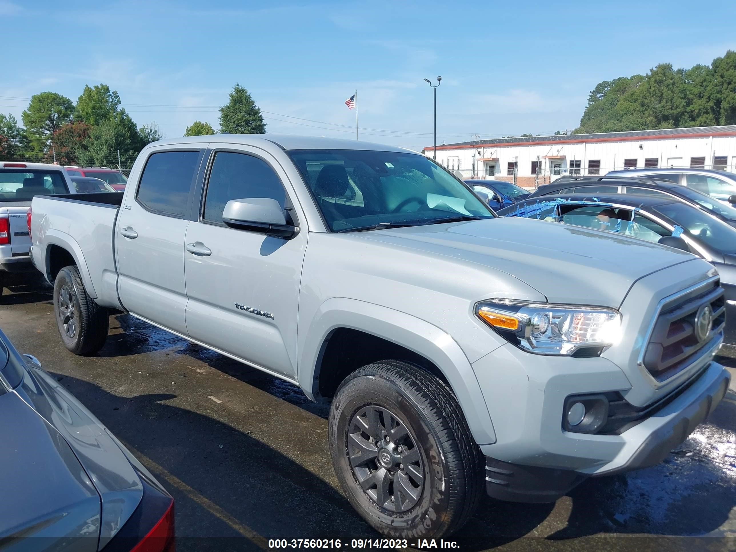 Photo 12 VIN: 5TFDZ5BN1MX059228 - TOYOTA TACOMA 