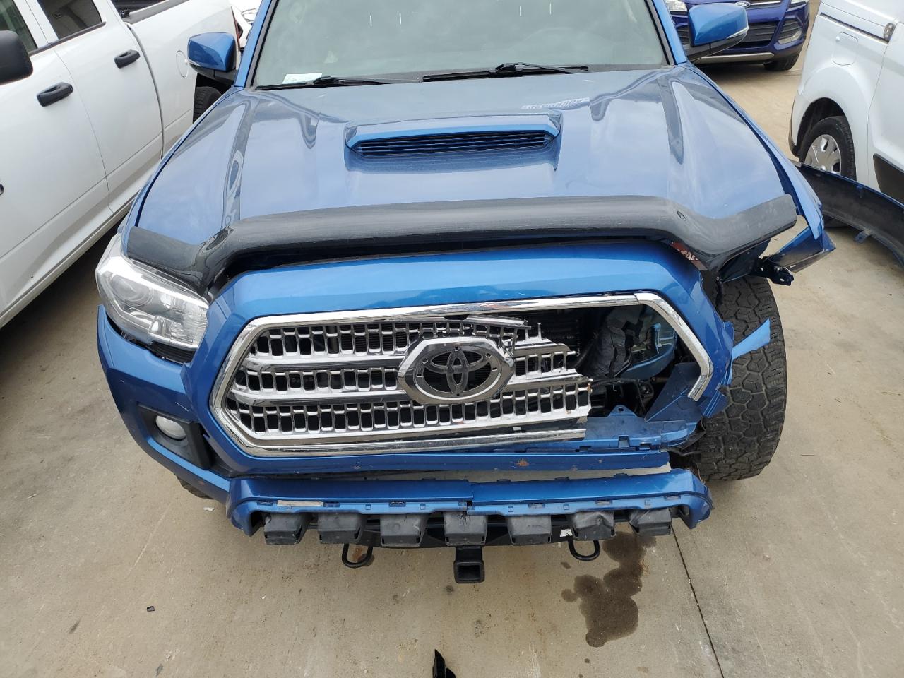 Photo 10 VIN: 5TFDZ5BN2HX025336 - TOYOTA TACOMA 