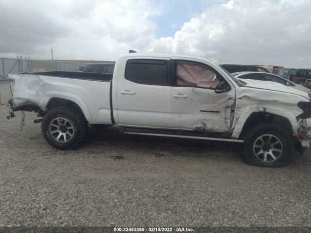 Photo 5 VIN: 5TFDZ5BN3JX032883 - TOYOTA TACOMA 