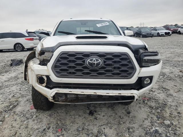 Photo 4 VIN: 5TFDZ5BN3MX063779 - TOYOTA TACOMA DOU 