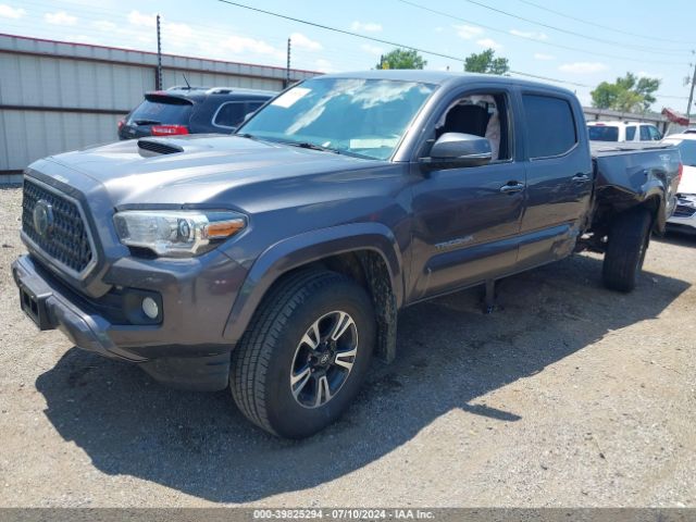 Photo 1 VIN: 5TFDZ5BN7JX030179 - TOYOTA TACOMA 