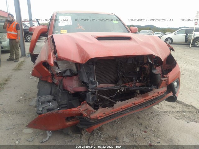 Photo 4 VIN: 5TFDZ5BN9GX012677 - TOYOTA TACOMA 