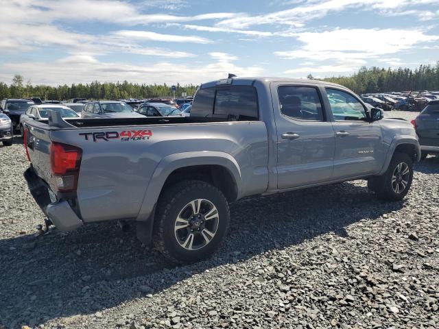 Photo 2 VIN: 5TFDZ5BN9JX030068 - TOYOTA TACOMA 