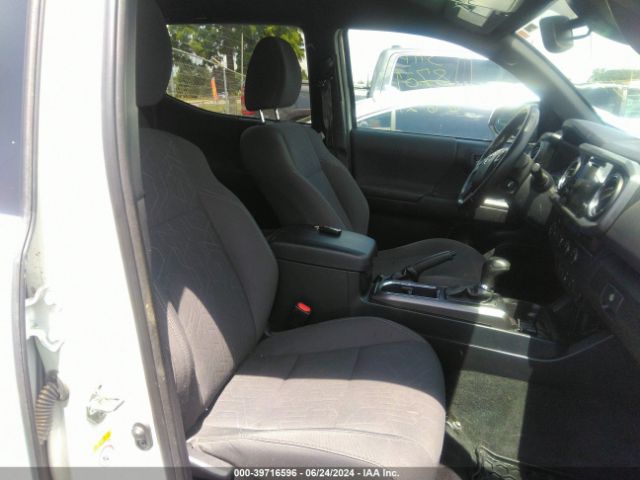 Photo 4 VIN: 5TFDZ5BNXKX038701 - TOYOTA TACOMA 