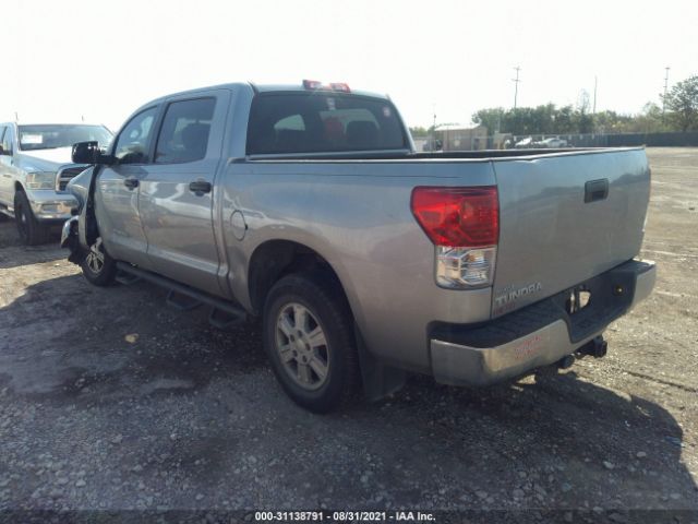 Photo 2 VIN: 5TFEM5F10CX044437 - TOYOTA TUNDRA 2WD TRUCK 