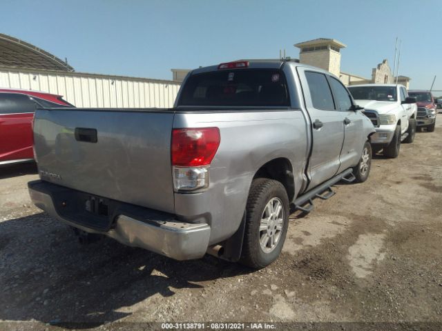 Photo 3 VIN: 5TFEM5F10CX044437 - TOYOTA TUNDRA 2WD TRUCK 