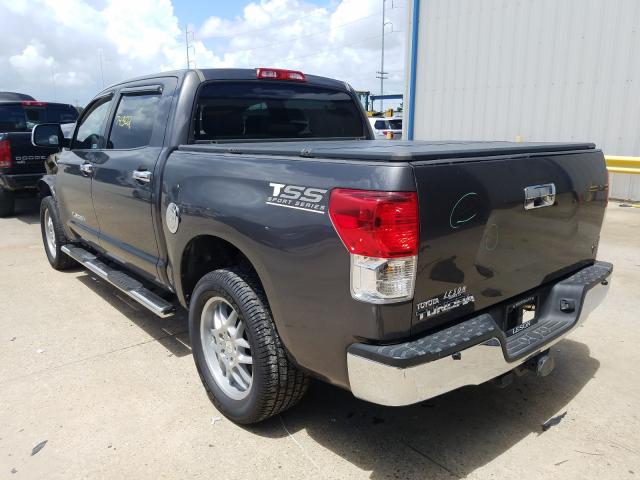 Photo 2 VIN: 5TFEM5F11BX029556 - TOYOTA TUNDRA CRE 