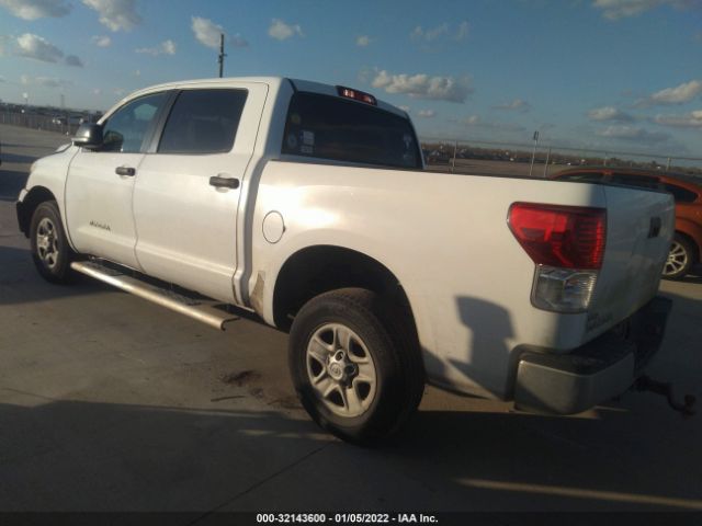 Photo 2 VIN: 5TFEM5F11BX031811 - TOYOTA TUNDRA 2WD TRUCK 