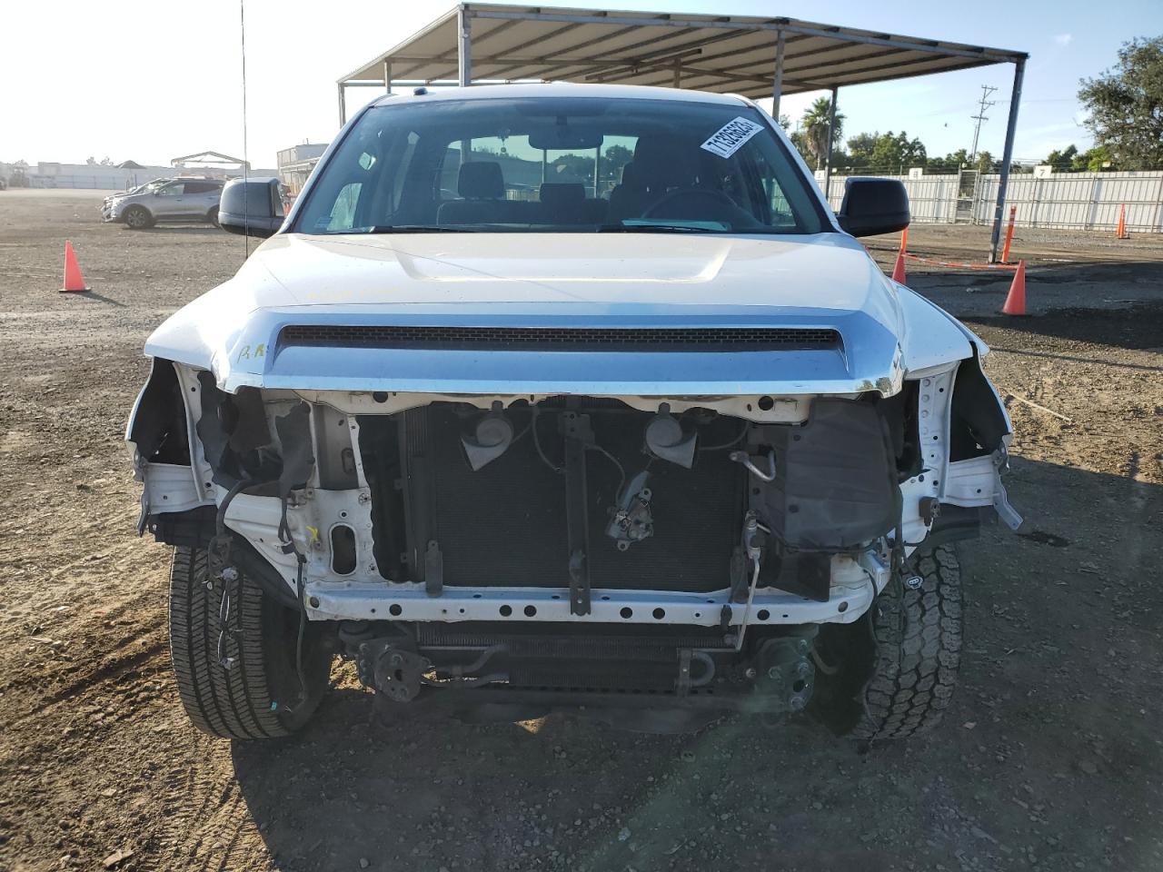 Photo 4 VIN: 5TFEM5F11EX069480 - TOYOTA TUNDRA 