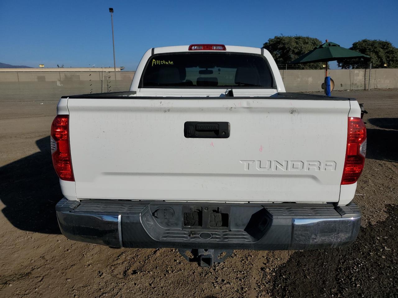 Photo 5 VIN: 5TFEM5F11EX069480 - TOYOTA TUNDRA 