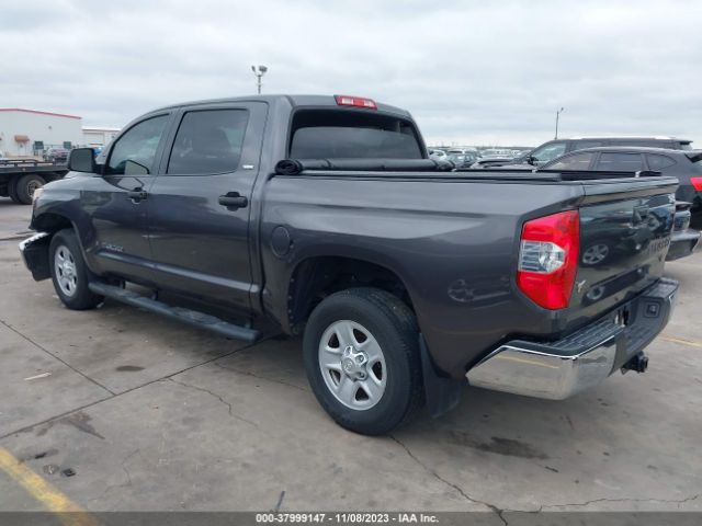 Photo 2 VIN: 5TFEM5F11KX136879 - TOYOTA TUNDRA 