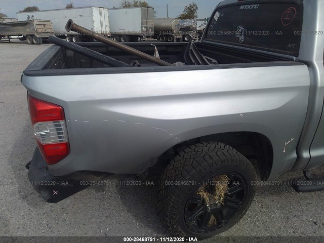 Photo 5 VIN: 5TFEM5F11KX142102 - TOYOTA TUNDRA 2WD 