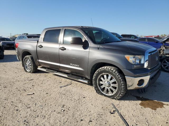 Photo 3 VIN: 5TFEM5F12CX045458 - TOYOTA TUNDRA CRE 