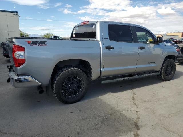 Photo 2 VIN: 5TFEM5F12GX106278 - TOYOTA TUNDRA CRE 