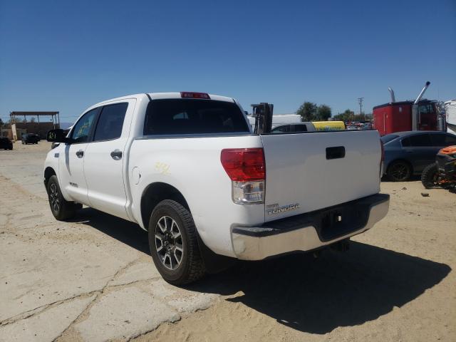 Photo 2 VIN: 5TFEM5F13DX058804 - TOYOTA TUNDRA CRE 