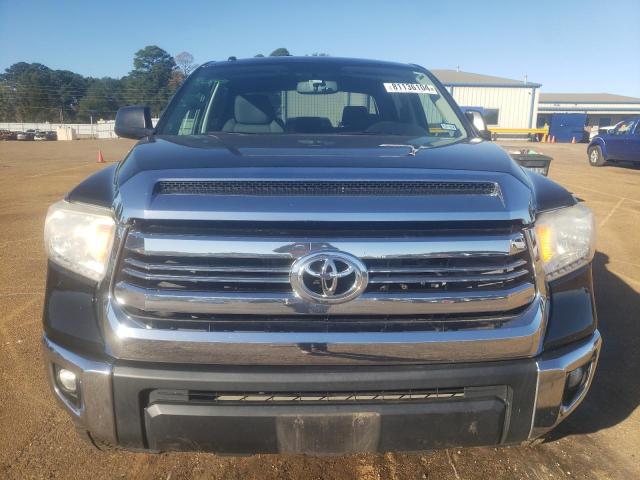 Photo 4 VIN: 5TFEM5F13GX097297 - TOYOTA TUNDRA CRE 