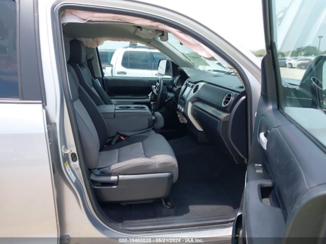 Photo 4 VIN: 5TFEM5F13GX108752 - TOYOTA TUNDRA 