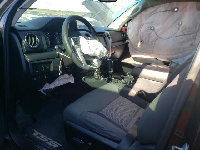 Photo 4 VIN: 5TFEM5F13GX109433 - TOYOTA TUNDRA CRE 