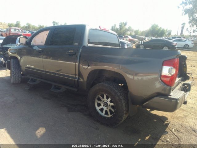 Photo 2 VIN: 5TFEM5F13KX134924 - TOYOTA TUNDRA 2WD 