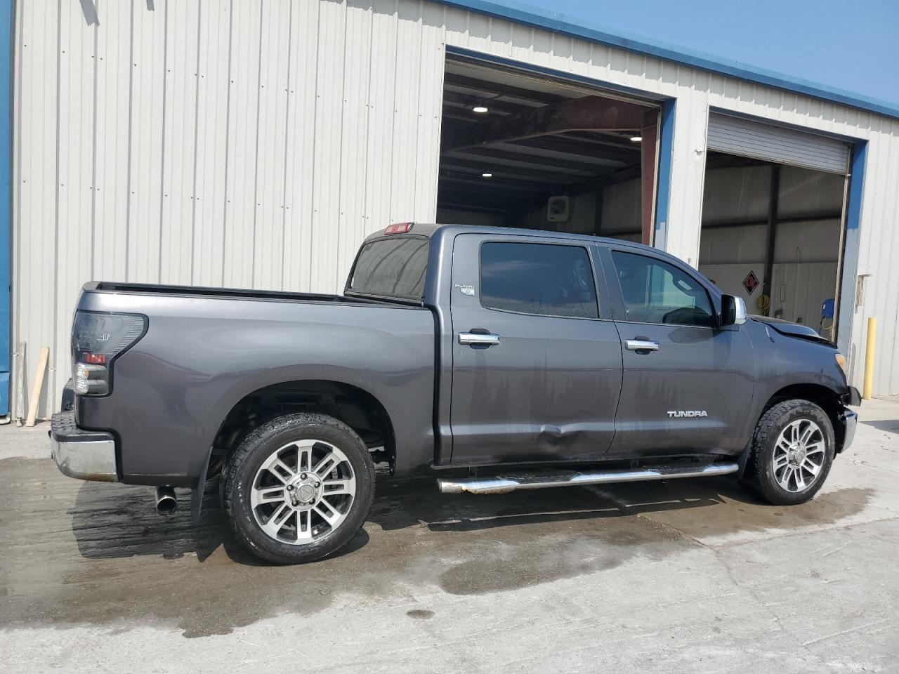 Photo 2 VIN: 5TFEM5F14CX046434 - TOYOTA TUNDRA 