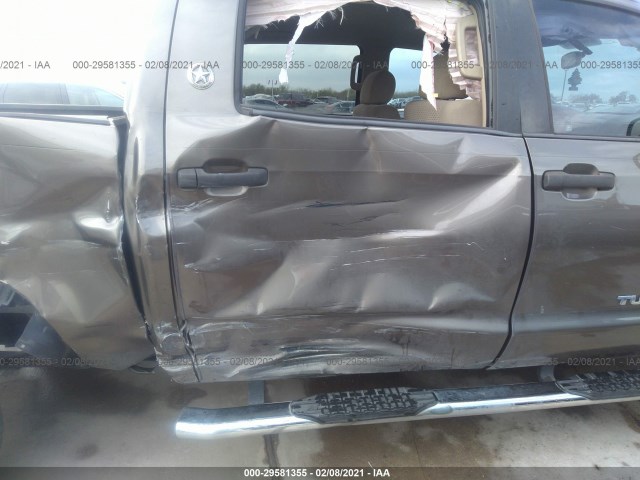 Photo 5 VIN: 5TFEM5F14DX057256 - TOYOTA TUNDRA 2WD TRUCK 