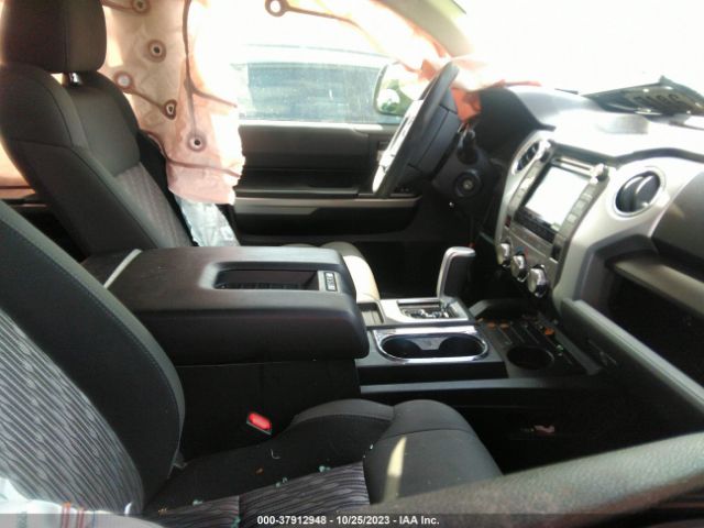 Photo 4 VIN: 5TFEM5F14JX126281 - TOYOTA TUNDRA 