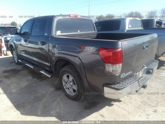 Photo 2 VIN: 5TFEM5F15CX051075 - TOYOTA TUNDRA 2WD TRUCK 