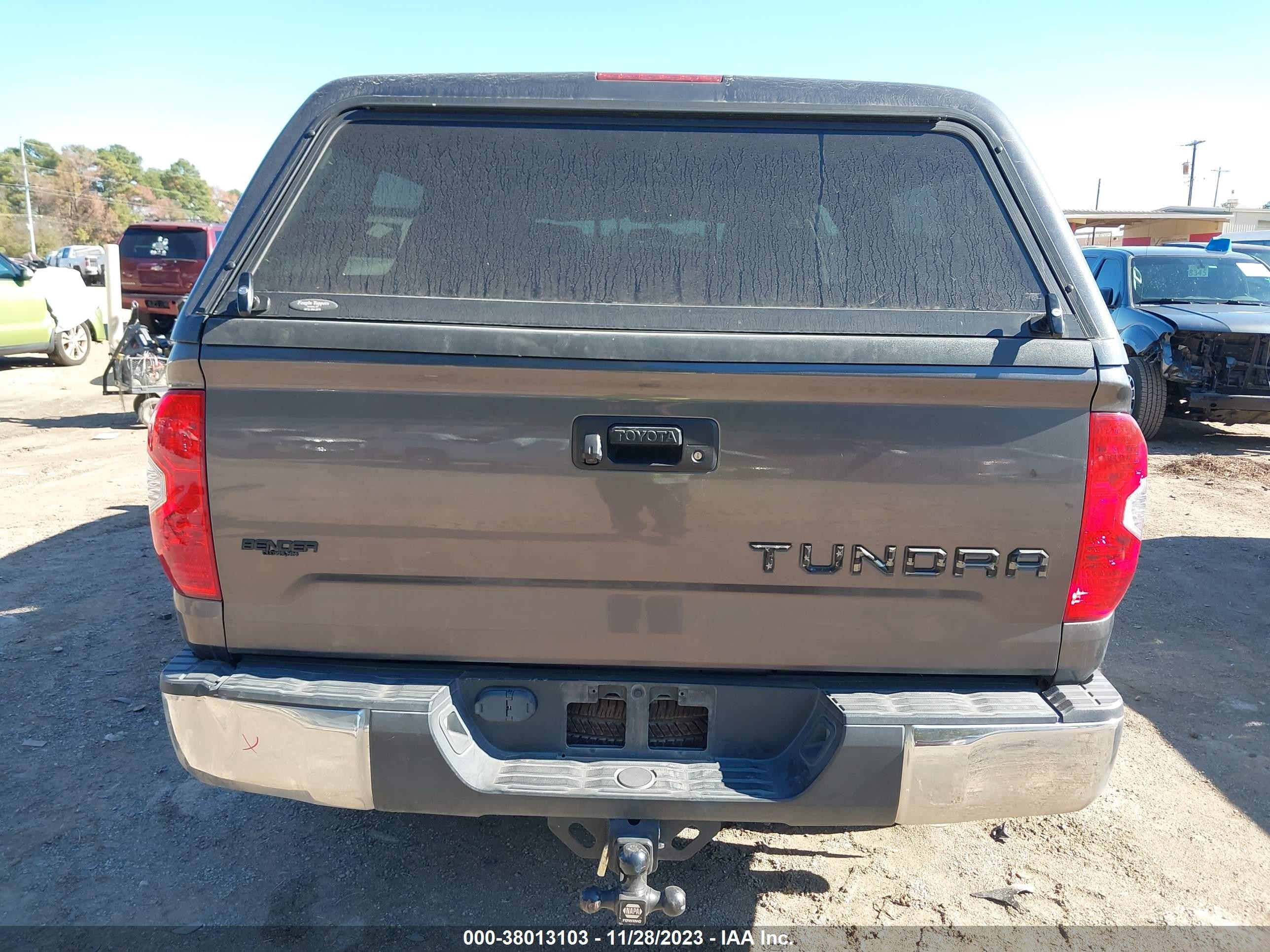 Photo 16 VIN: 5TFEM5F15HX112609 - TOYOTA TUNDRA 