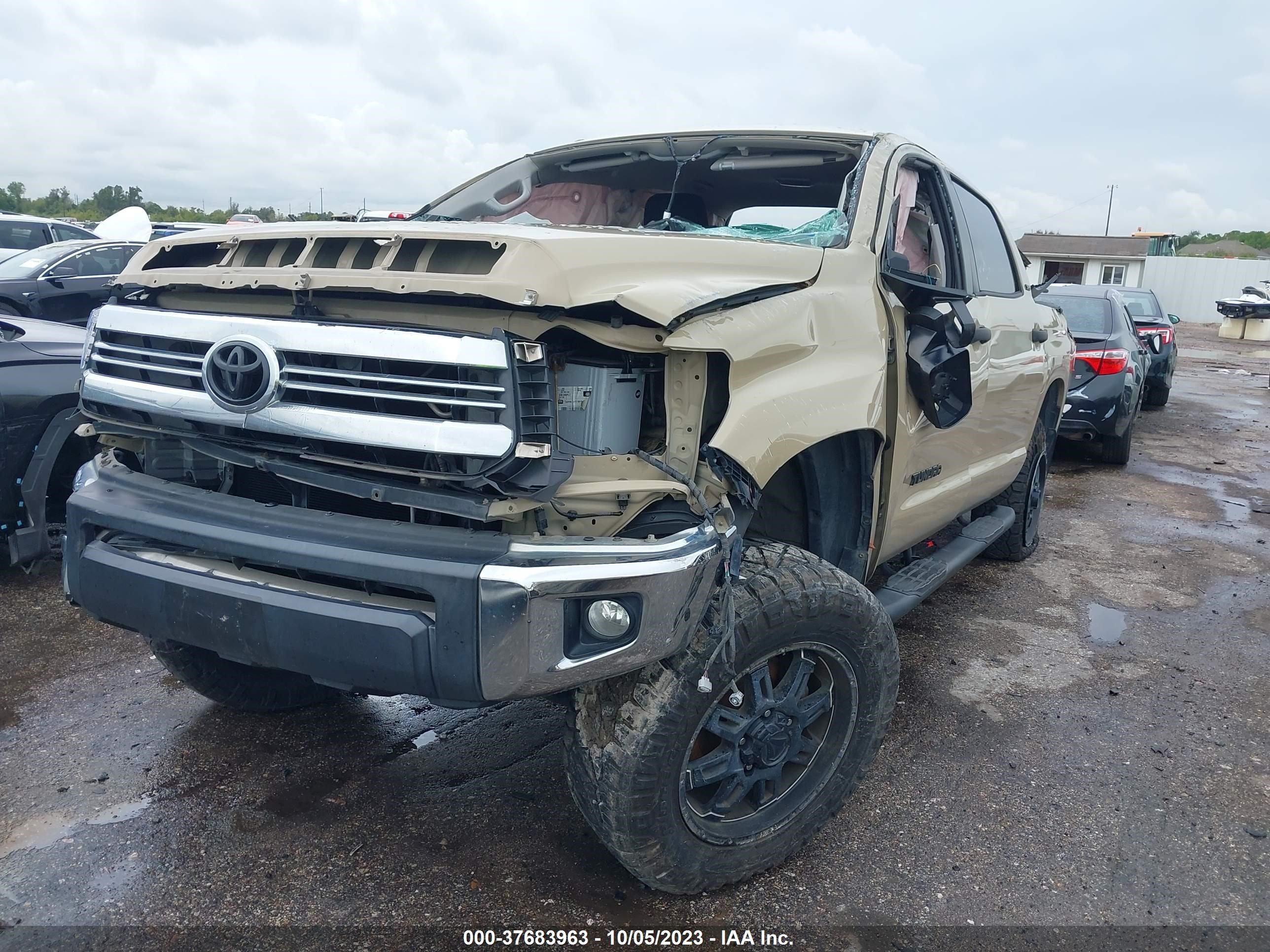 Photo 1 VIN: 5TFEM5F15HX117163 - TOYOTA TUNDRA 