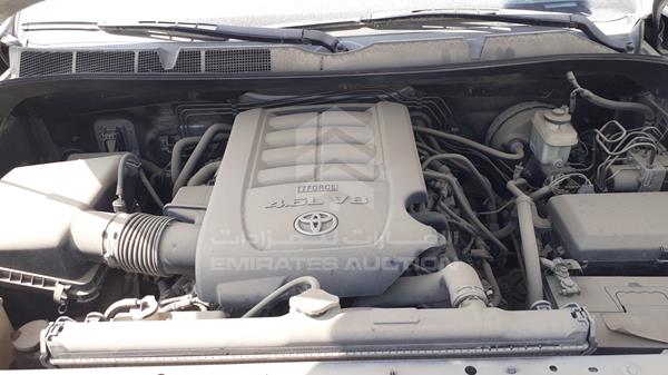 Photo 30 VIN: 5TFEM5F16BX024398 - TOYOTA TUNDRA 