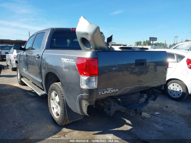 Photo 2 VIN: 5TFEM5F16BX032131 - TOYOTA TUNDRA 