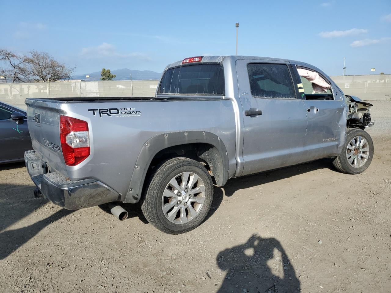 Photo 2 VIN: 5TFEM5F16EX079860 - TOYOTA TUNDRA 